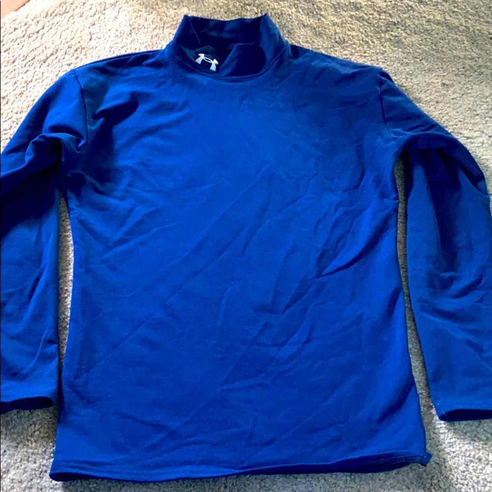 Under armour long sleeve rarely worn
